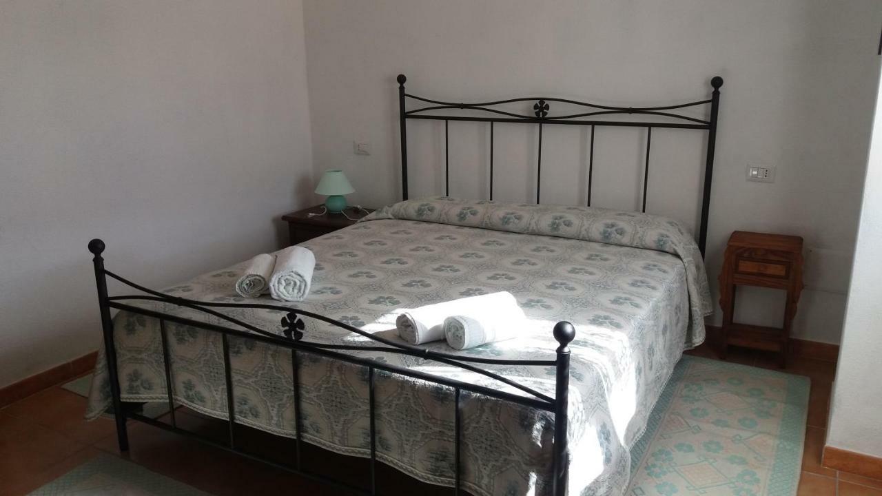 Agriturismo Sa E Padedda Mores Ngoại thất bức ảnh
